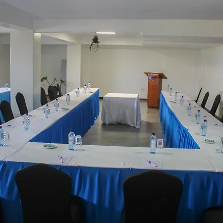67 Airport Hotel Nairobi-3